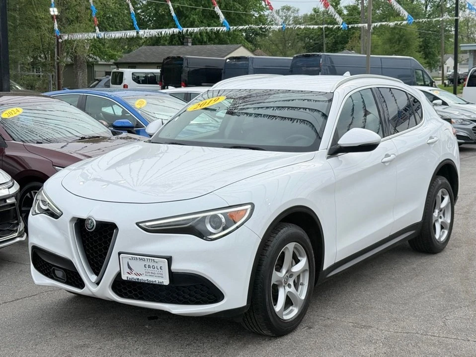 2019 Alfa Romeo Stelvio - Image 11 of 20
