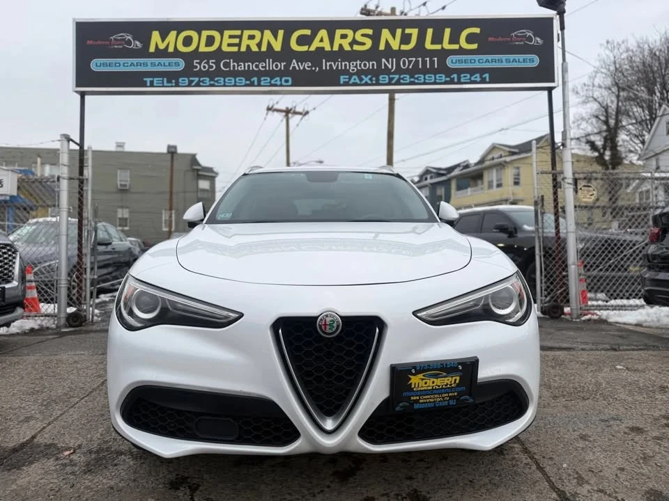 2019 Alfa Romeo Stelvio - Image 2 of 19
