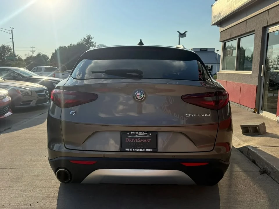 2019 Alfa Romeo Stelvio - Image 8 of 20