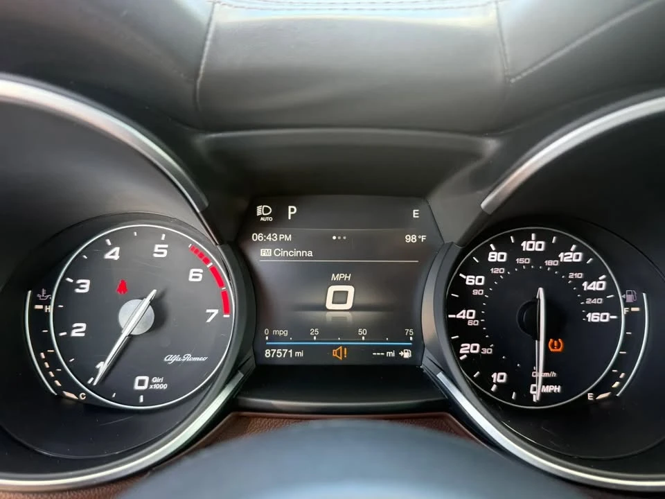 2019 Alfa Romeo Stelvio - Image 15 of 20