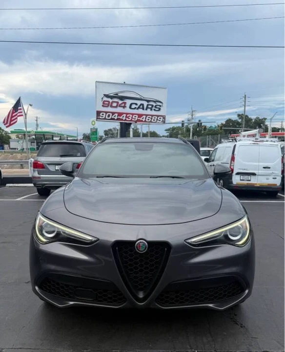 2019 Alfa Romeo Stelvio - Image 2 of 9