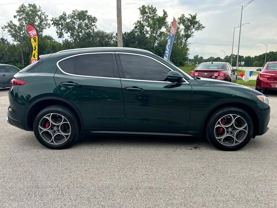 2019 Alfa Romeo Stelvio - Image 2 of 5