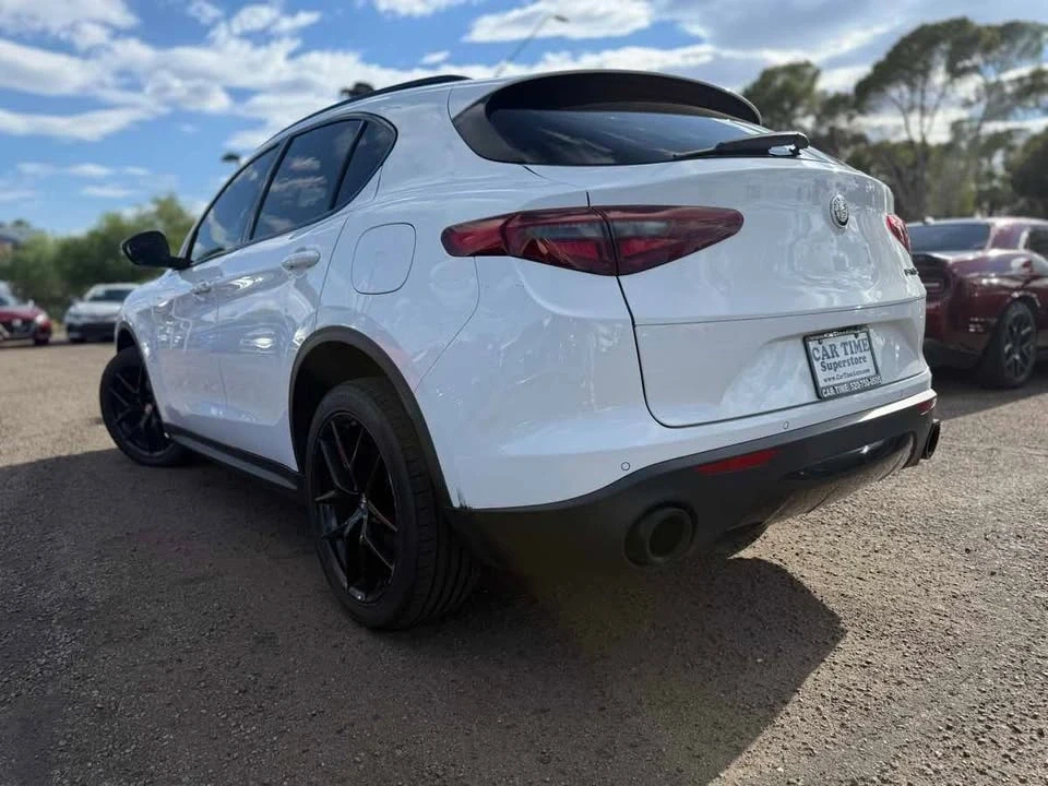2019 Alfa Romeo Stelvio - Image 5 of 18