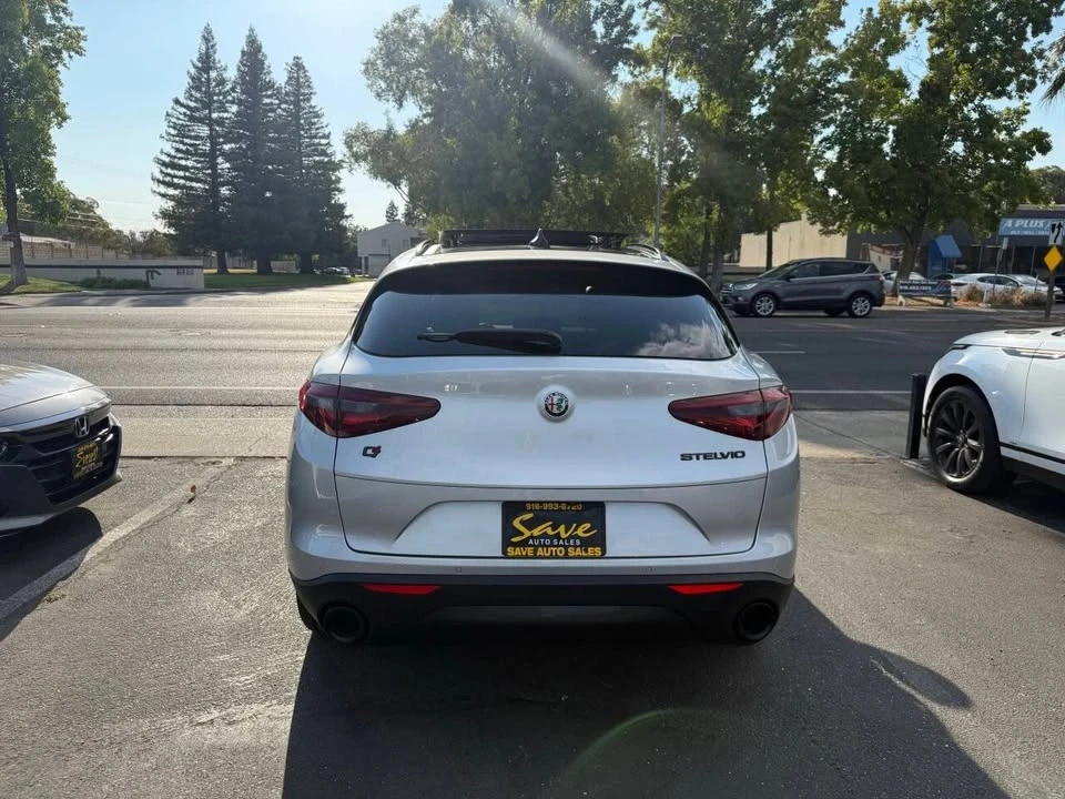 2019 Alfa Romeo Stelvio - Image 8 of 19