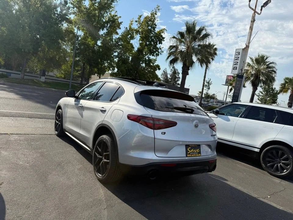 2019 Alfa Romeo Stelvio - Image 3 of 19