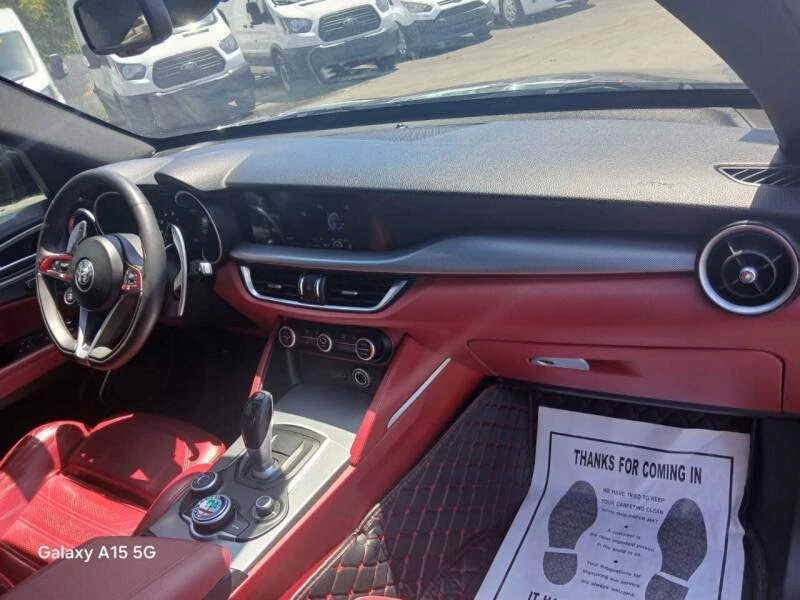 2019 Alfa Romeo Stelvio - Image 13 of 20