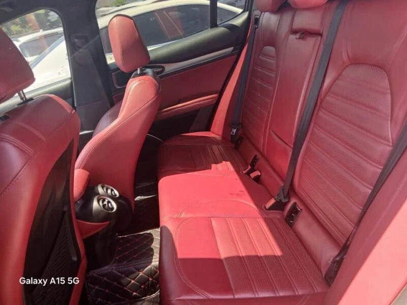 2019 Alfa Romeo Stelvio - Image 12 of 20