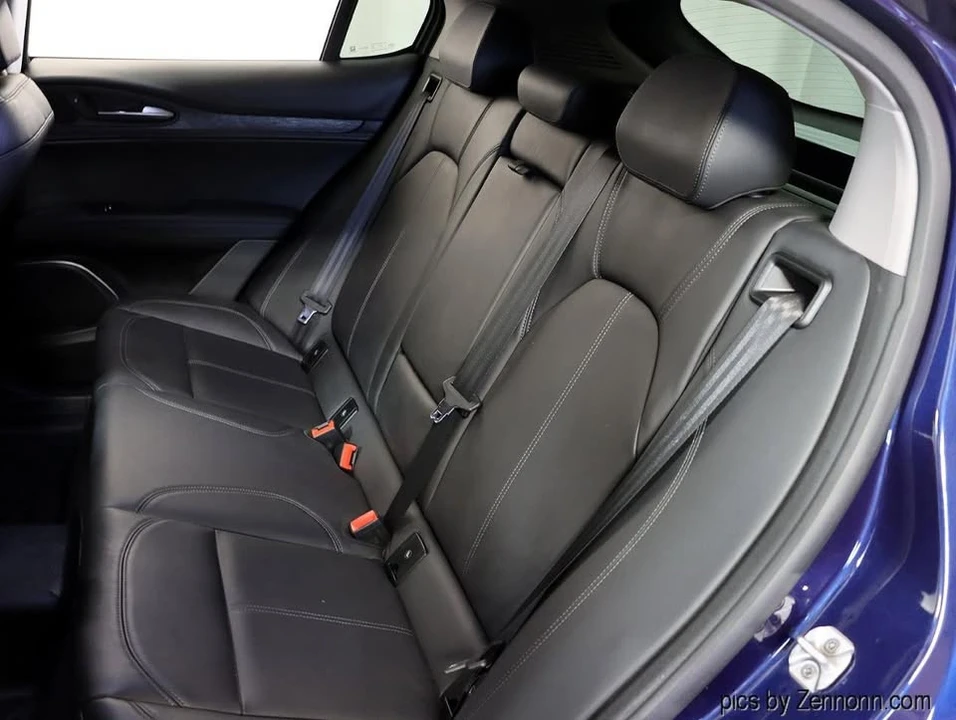 2019 Alfa Romeo Stelvio - Image 13 of 20