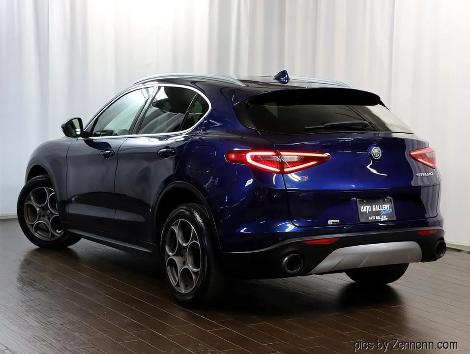 2019 Alfa Romeo Stelvio - Image 9 of 20