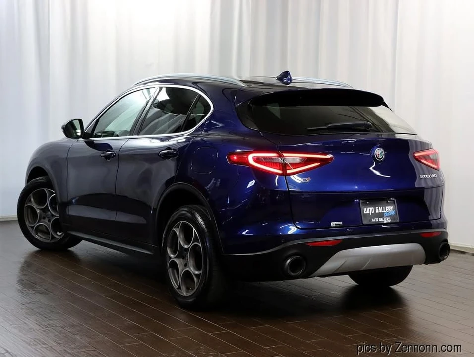 2019 Alfa Romeo Stelvio - Image 9 of 20