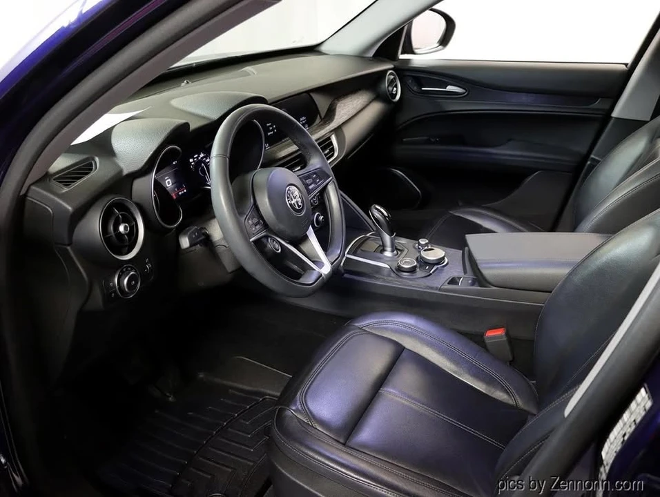 2019 Alfa Romeo Stelvio - Image 12 of 20