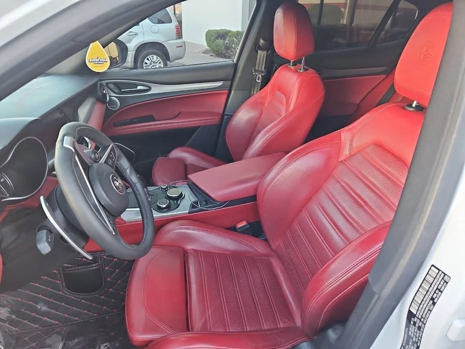 2019 Alfa Romeo Stelvio - Image 5 of 9