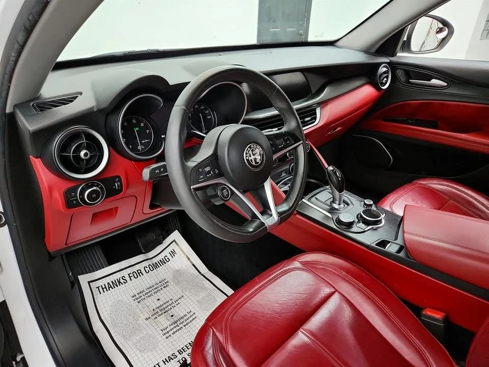 2019 Alfa Romeo Stelvio - Image 13 of 19