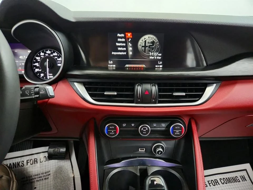 2019 Alfa Romeo Stelvio - Image 18 of 19