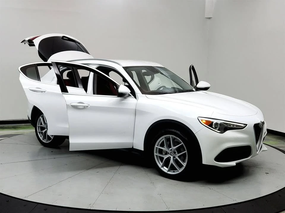 2019 Alfa Romeo Stelvio - Image 10 of 19