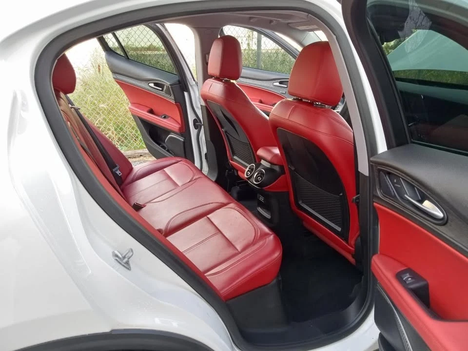 2019 Alfa Romeo Stelvio - Image 8 of 17