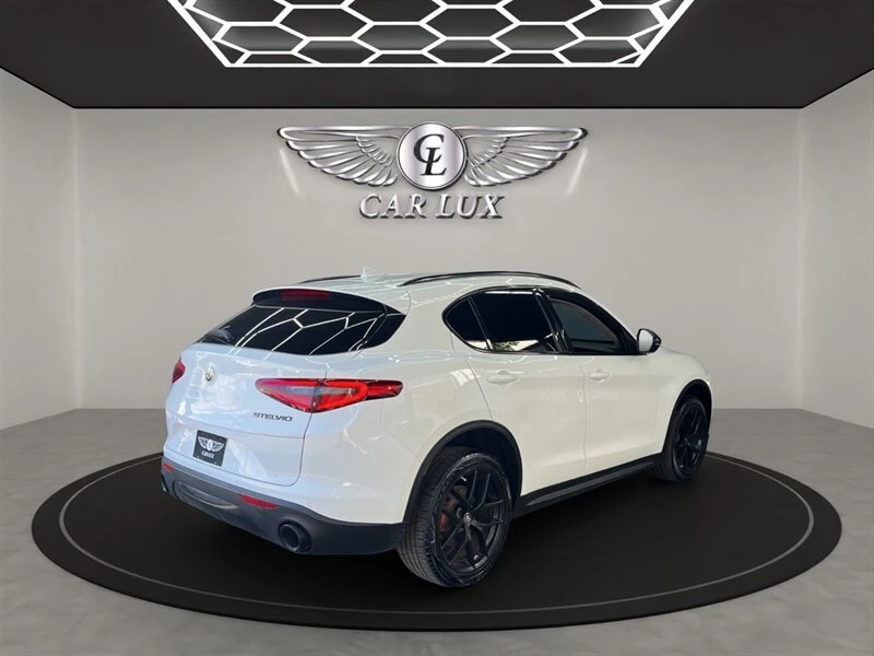 2019 Alfa Romeo Stelvio - Image 7 of 20