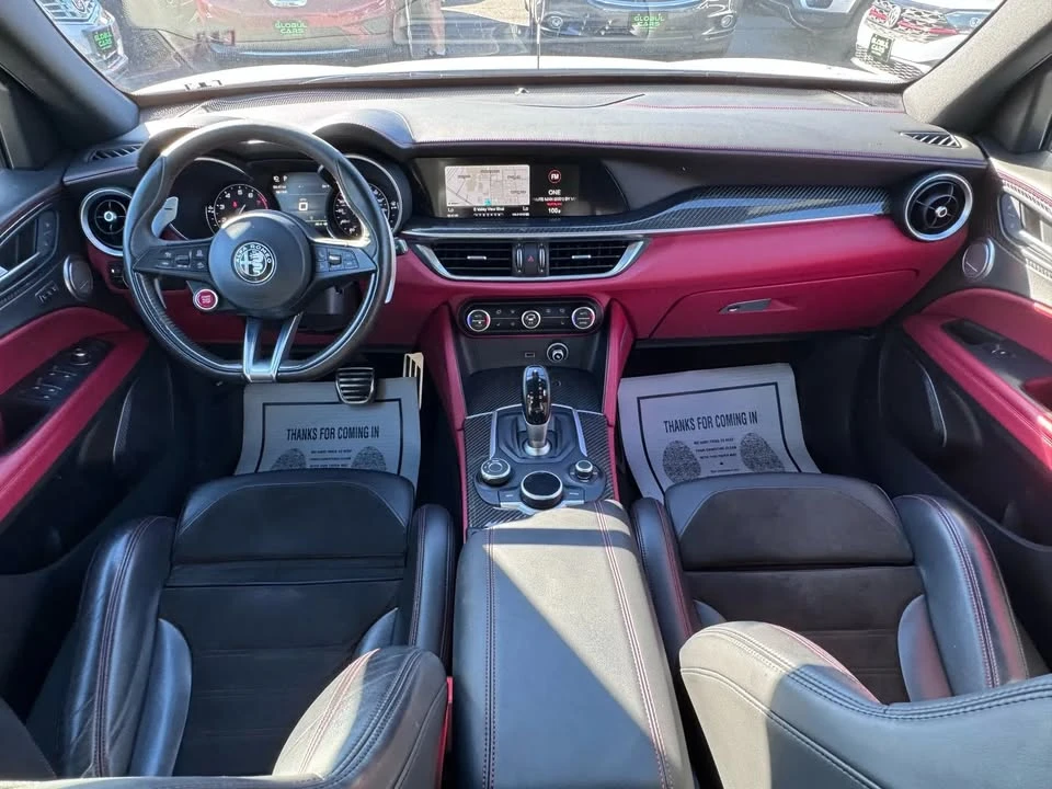2019 Alfa Romeo Stelvio - Image 17 of 19