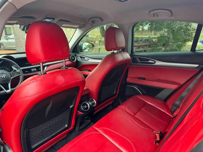2019 Alfa Romeo Stelvio - Image 14 of 19