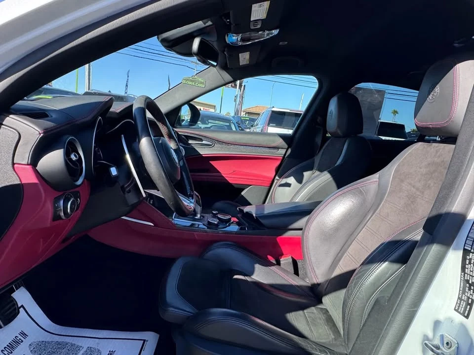 2019 Alfa Romeo Stelvio - Image 10 of 19