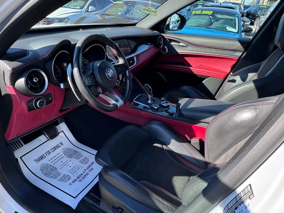 2019 Alfa Romeo Stelvio - Image 9 of 19