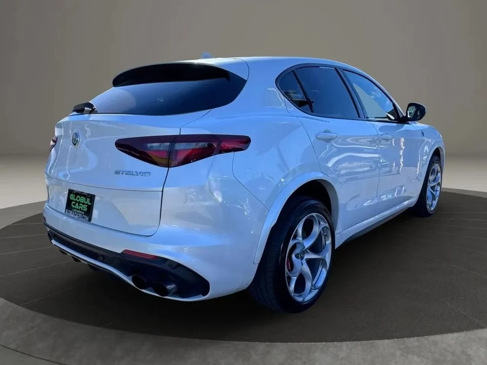2019 Alfa Romeo Stelvio - Image 4 of 19