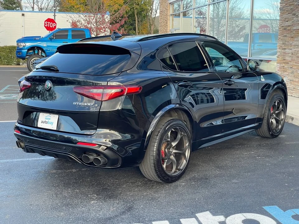 2019 Alfa Romeo Stelvio - Image 10 of 20
