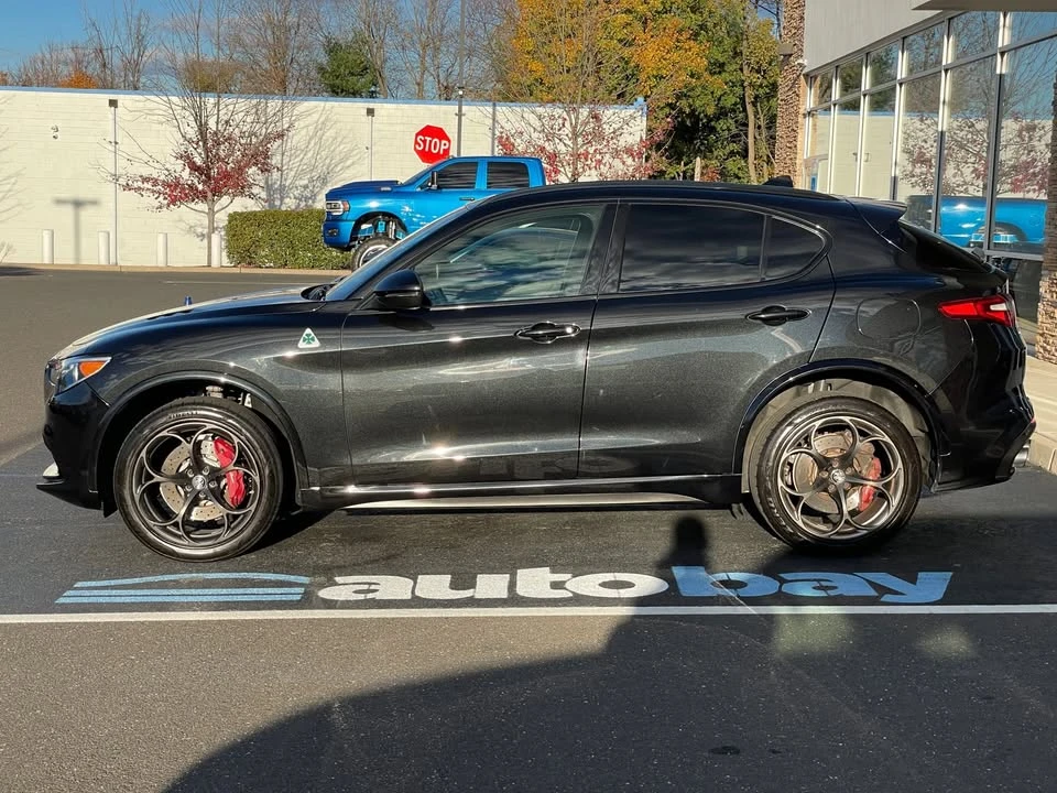 2019 Alfa Romeo Stelvio - Image 14 of 20