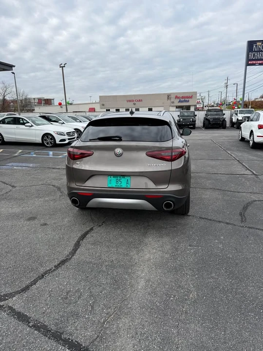 2019 Alfa Romeo Stelvio - Image 6 of 18