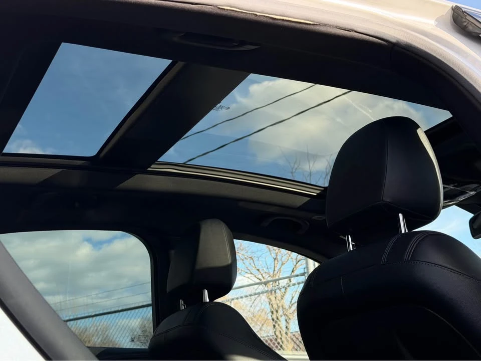 2019 Alfa Romeo Stelvio - Image 11 of 18