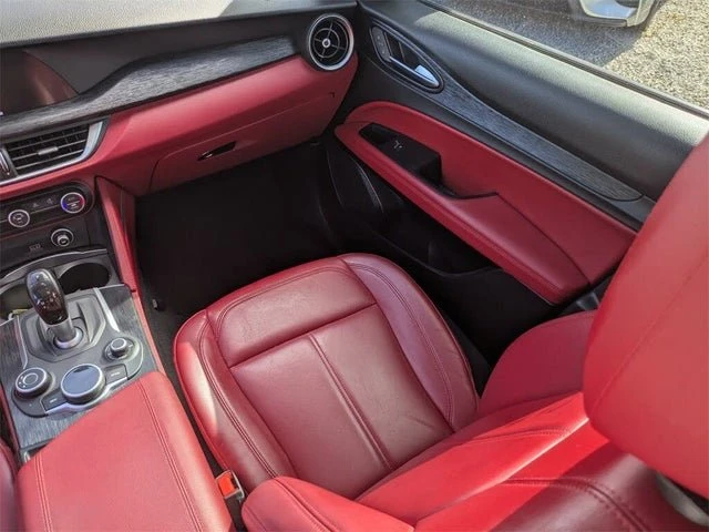 2019 Alfa Romeo Stelvio - Image 19 of 20