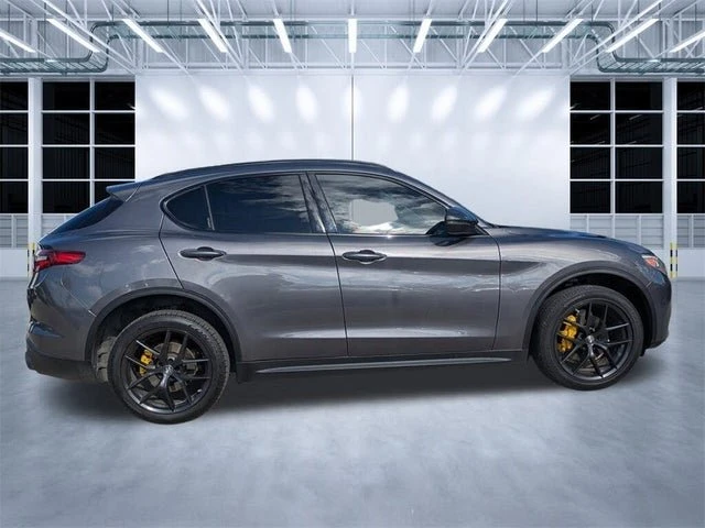 2019 Alfa Romeo Stelvio - Image 2 of 20
