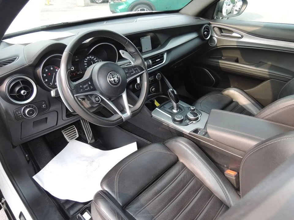 2019 Alfa Romeo Stelvio - Image 5 of 10