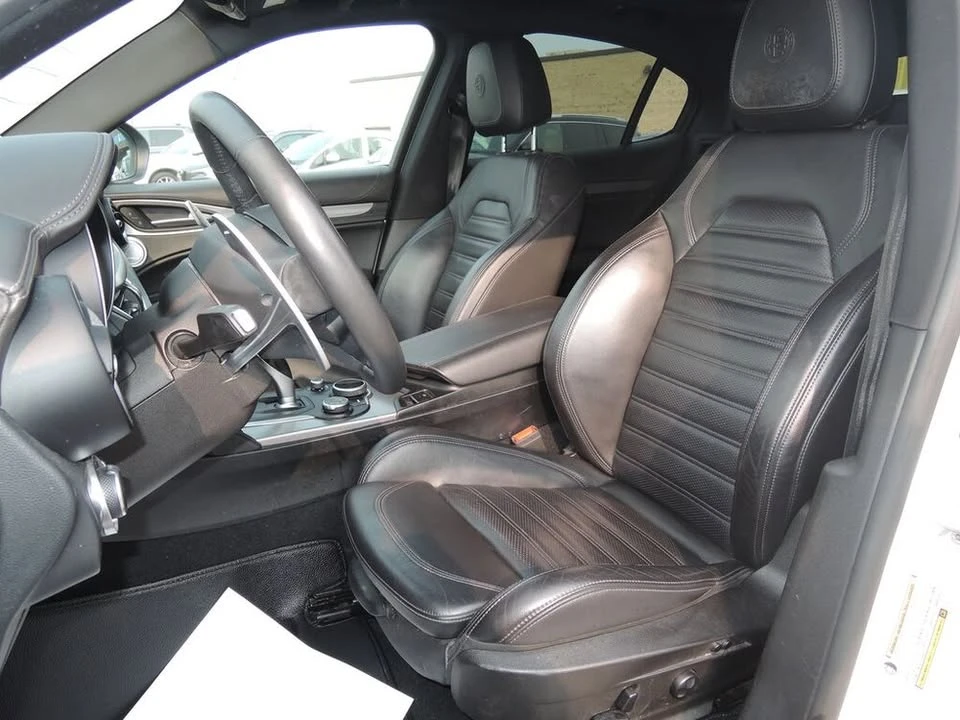 2019 Alfa Romeo Stelvio - Image 4 of 10