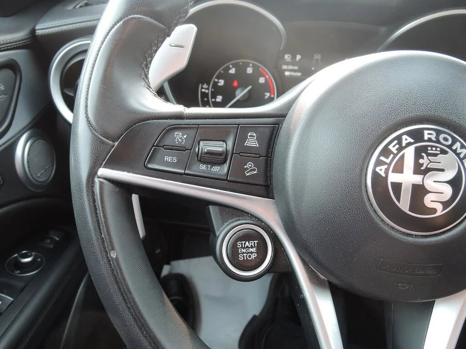2019 Alfa Romeo Stelvio - Image 8 of 10