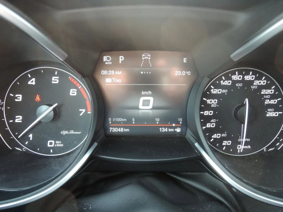 2019 Alfa Romeo Stelvio - Image 9 of 10