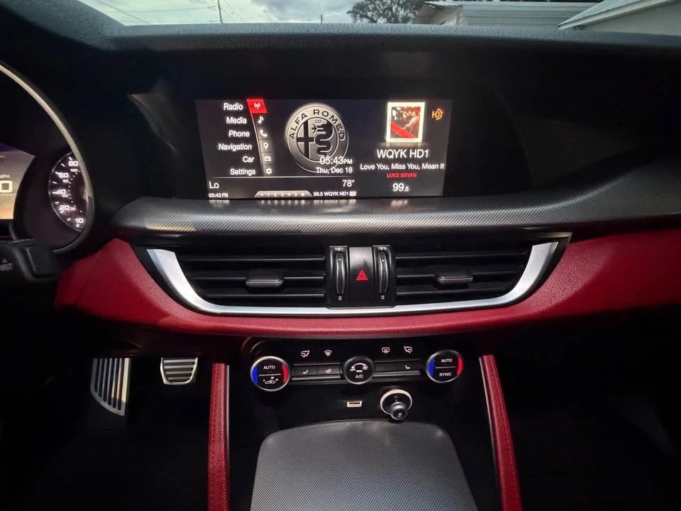 2019 Alfa Romeo Stelvio - Image 13 of 14