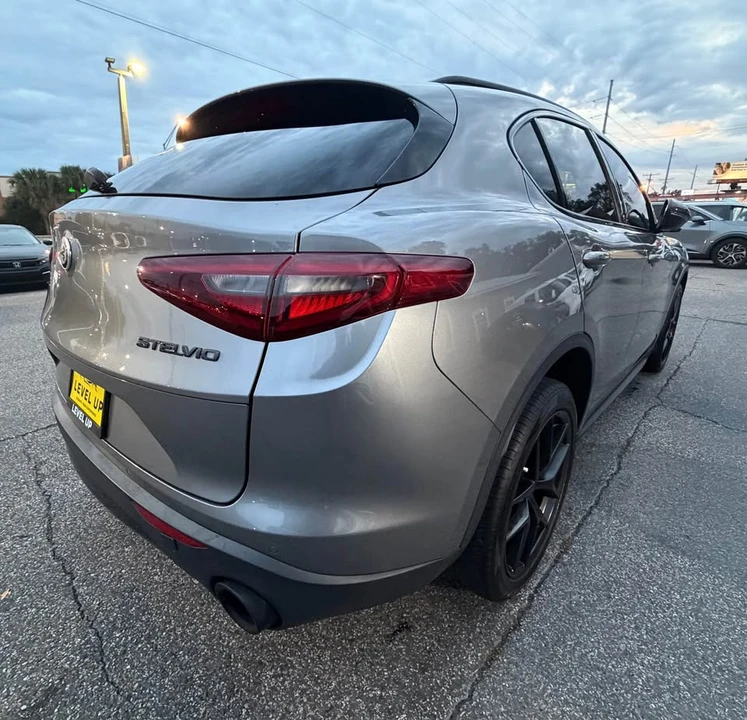 2019 Alfa Romeo Stelvio - Image 5 of 14