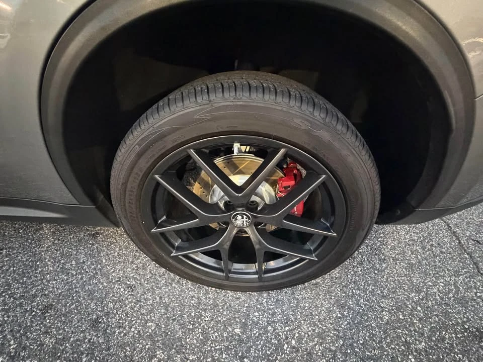 2019 Alfa Romeo Stelvio - Image 9 of 14
