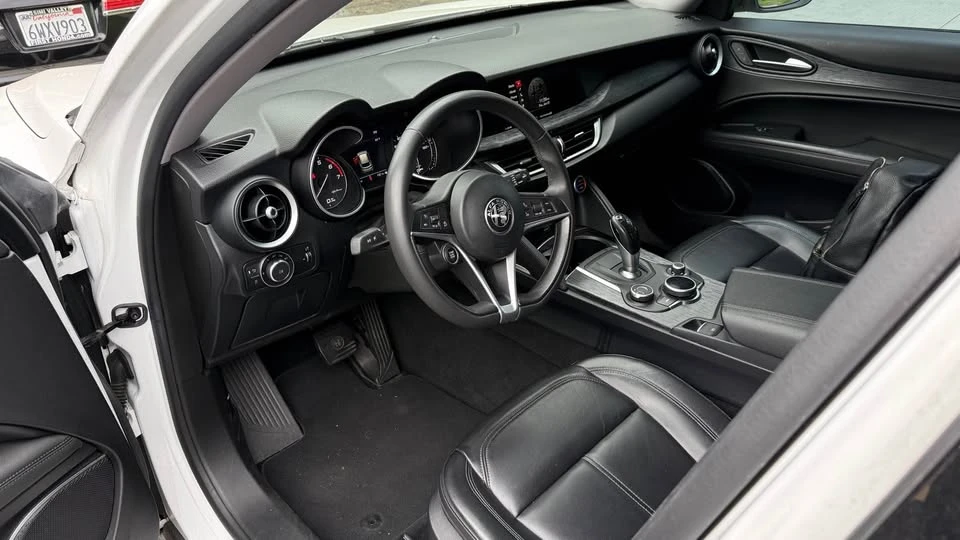 2019 Alfa Romeo Stelvio - Image 4 of 6