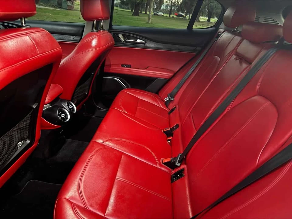 2019 Alfa Romeo Stelvio - Image 9 of 20