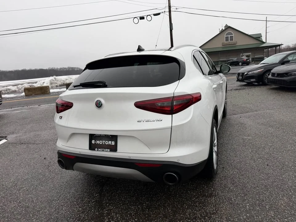 2019 Alfa Romeo Stelvio - Image 5 of 20