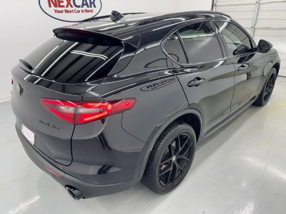 2019 Alfa Romeo Stelvio - Image 10 of 20