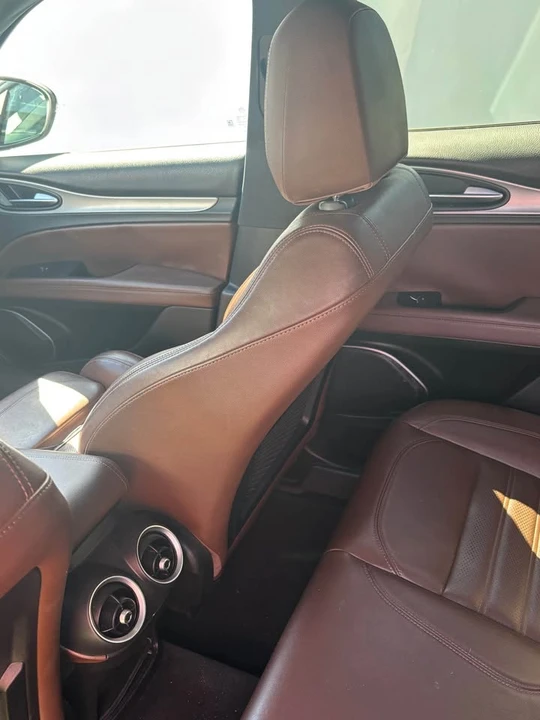 2019 Alfa Romeo Stelvio - Image 5 of 13