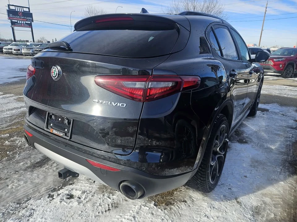 2019 Alfa Romeo Stelvio - Image 5 of 12