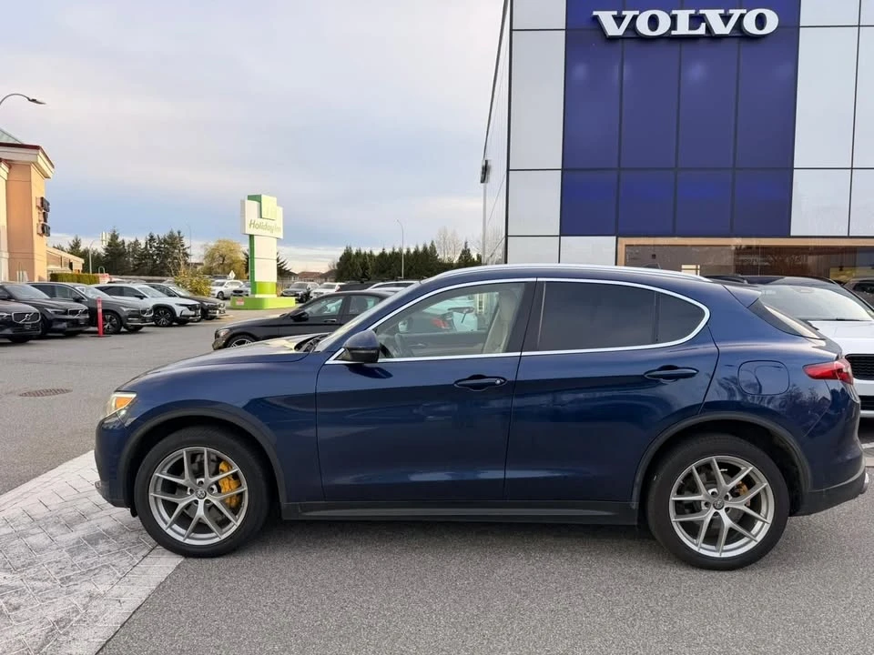2019 Alfa Romeo Stelvio - Image 2 of 5