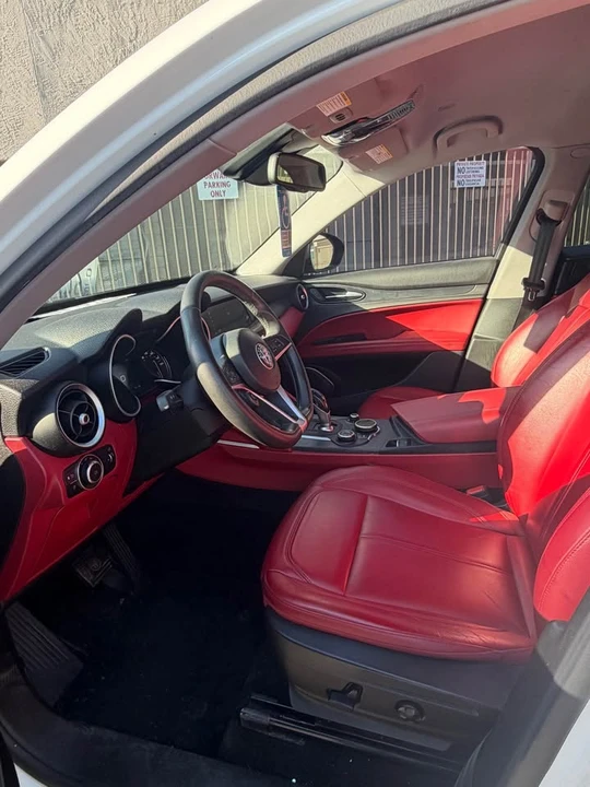 2019 Alfa Romeo Stelvio - Image 5 of 6