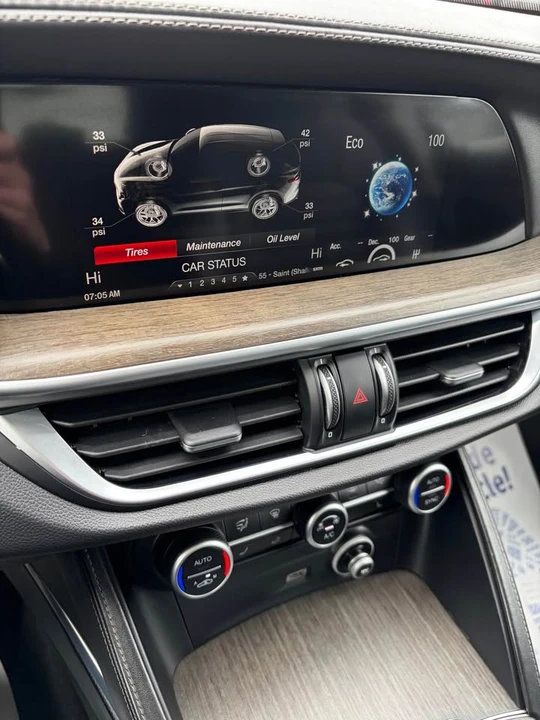 2019 Alfa Romeo Stelvio - Image 13 of 17