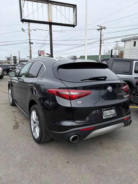 2019 Alfa Romeo Stelvio - Image 4 of 17