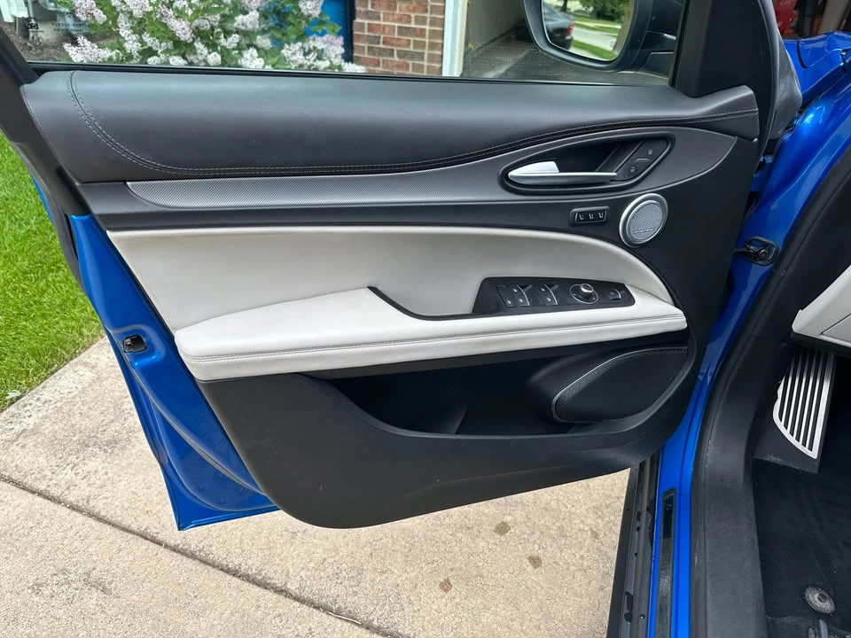 2019 Alfa Romeo Stelvio - Image 9 of 20